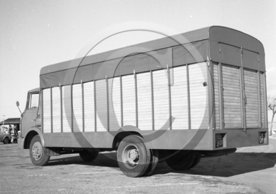 AUU 85 Berliet.jpg