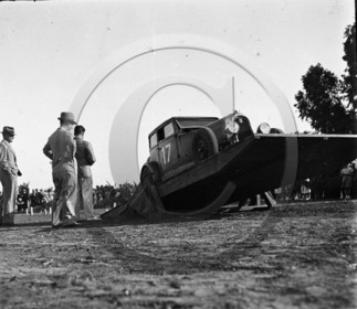 AU 2503 Chenard Walker   pas certain  Gymkanna Algerie .jpg