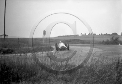 AUC 132 Mercedes  GP Reims 1938  .jpg