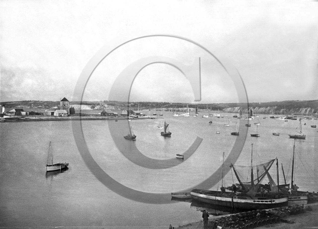 BA 122  Camaret  dpt 29  retouché .jpg