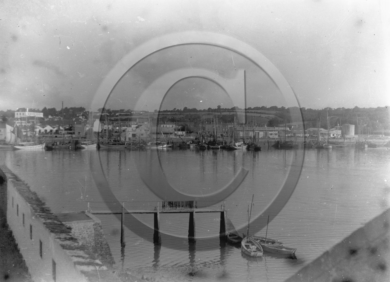 BA 414 concarneau  dpt 29.jpg
