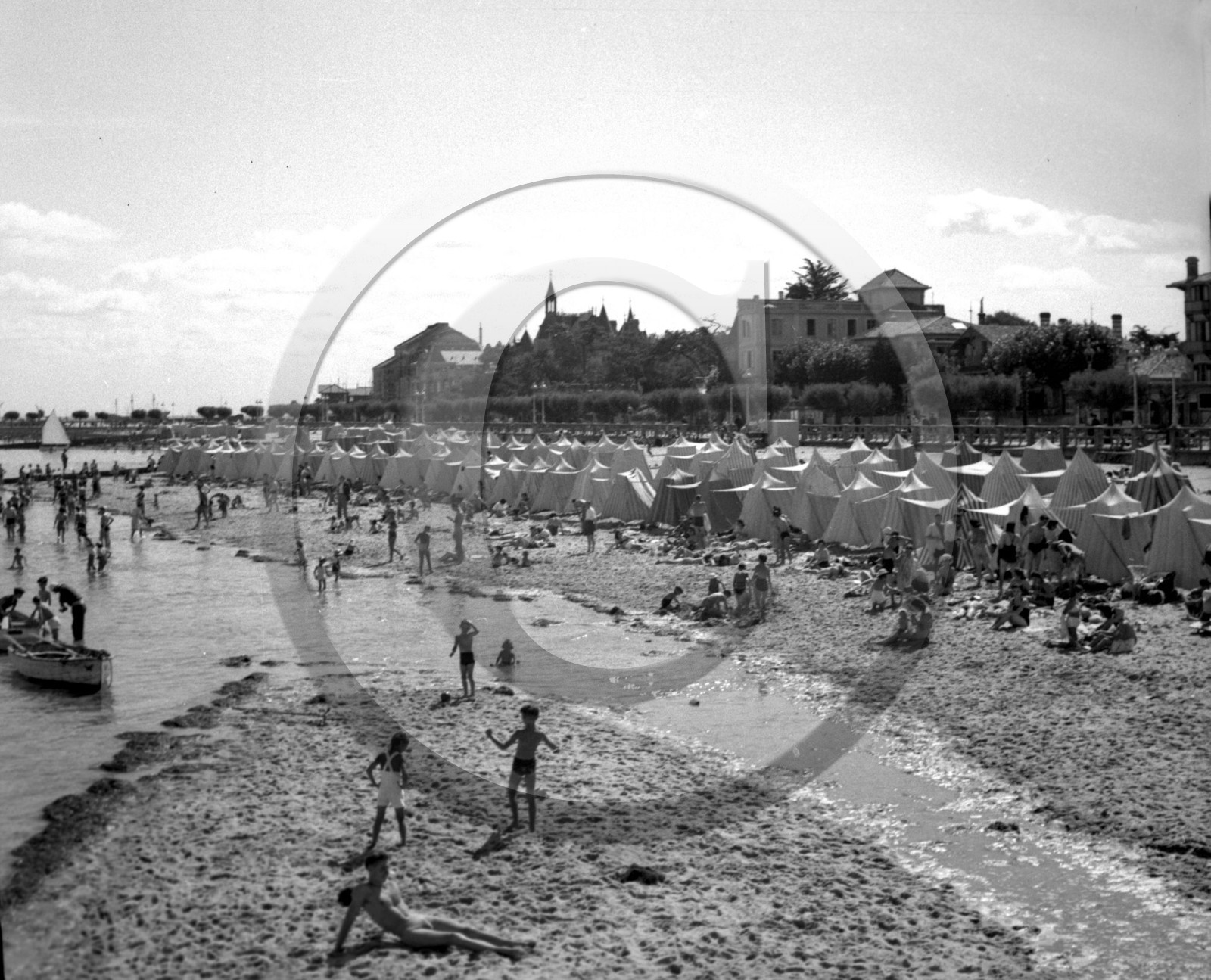 arc 1943  .jpg