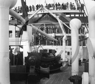 BA 108 paquebot Theophile Gauthier Marseille .jpg