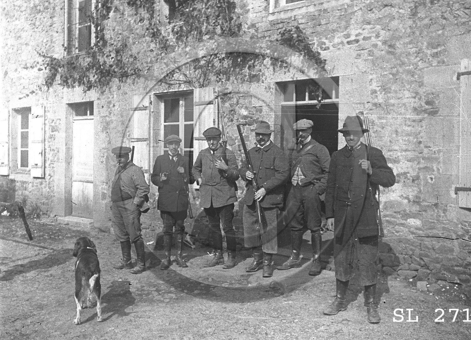 sl 271 chasse.jpg
