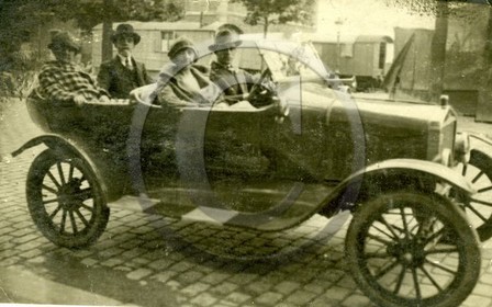 AU 4005 Ford T .jpg
