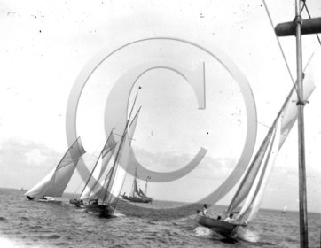 arc 1059 Arcachon regate.jpg