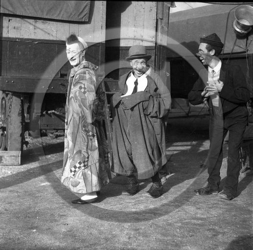 FO-CIRQUE  64  de gauche à droite Bario-Dario- Pékari fils de Dario Junior photo H. Dargence.jpg