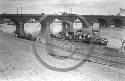 BX 45   pont de pierre.jpg