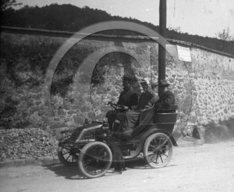 AU 3934 ancetre .jpg