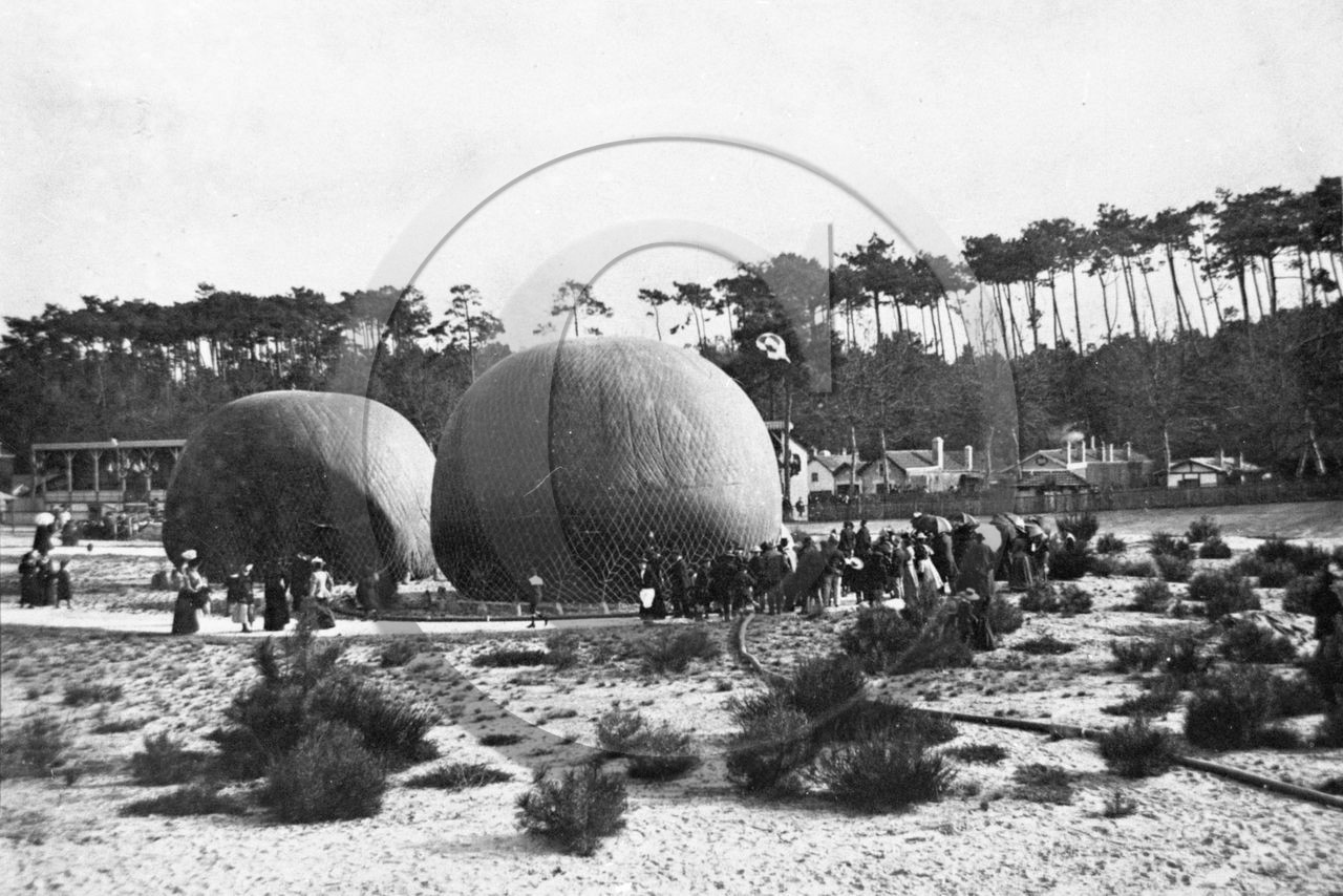 avi 146 ballon spherique  Arcachon .jpg