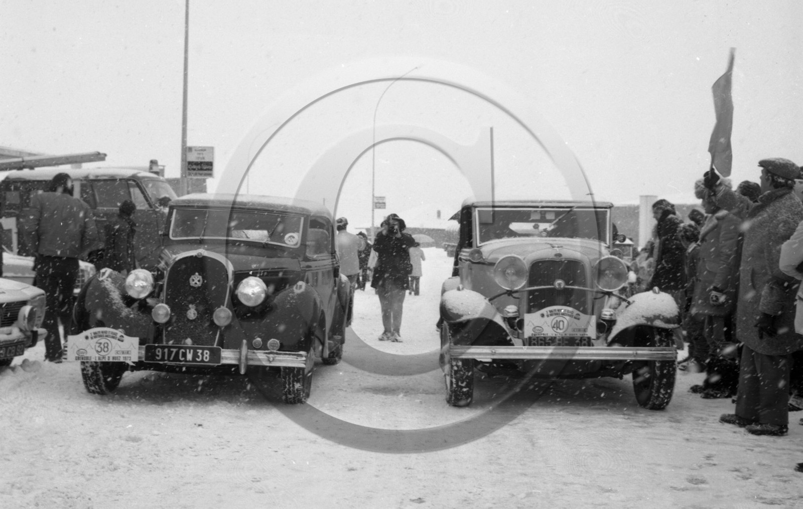 AU 821 Hotchkiss R. des neiges Alpe d'huez .jpg