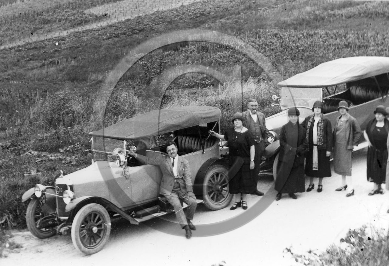 AU 1069 Panhard .jpg