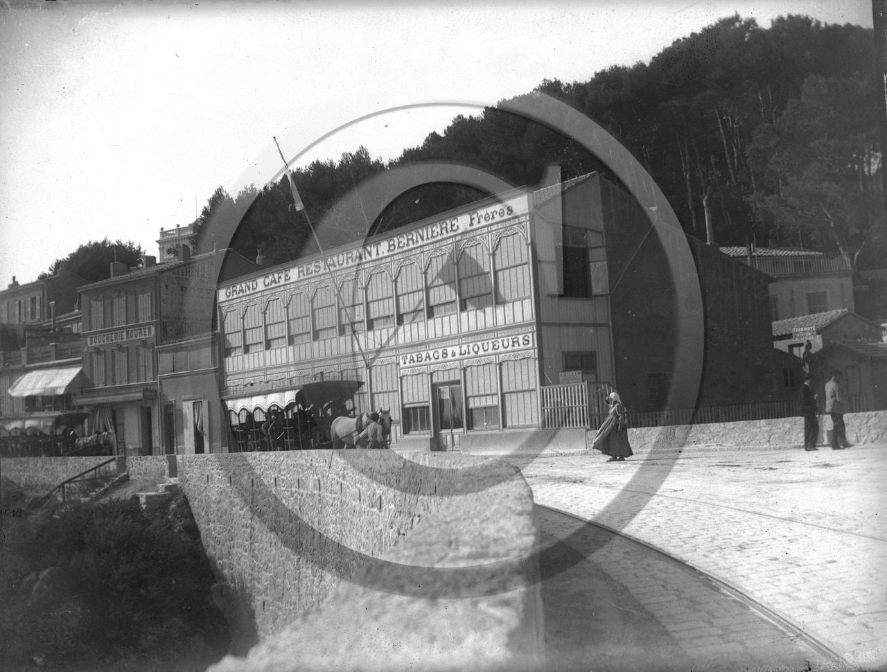 vi  1286 station de loriol rue st ferreol marseille D13.jpg