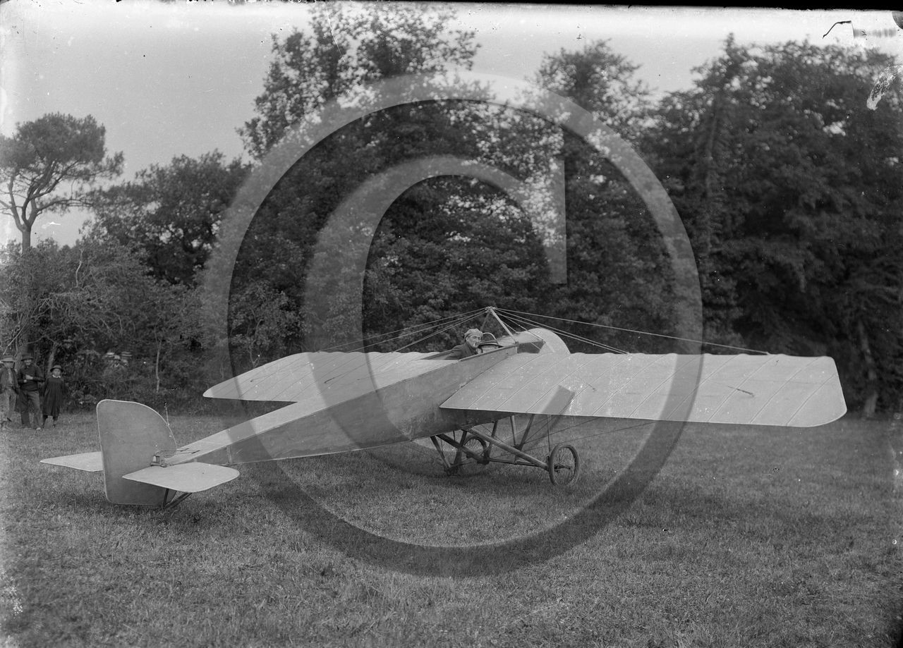 avi 109 Morane Saulnier type H .jpg