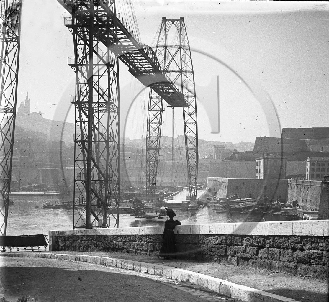 BA 338 Marseille le vieux port et pont transbordeur dpt 13 .jpg