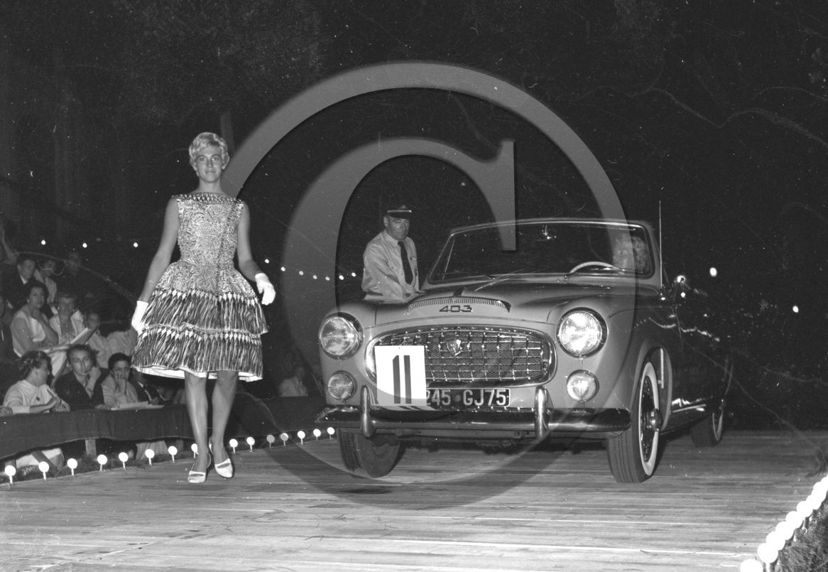 concours elegance apres guerre