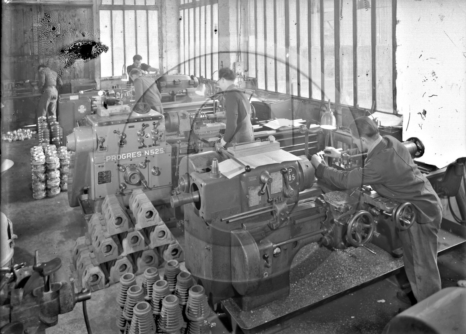 atelier de tourneurs  plaque 18x24.jpg