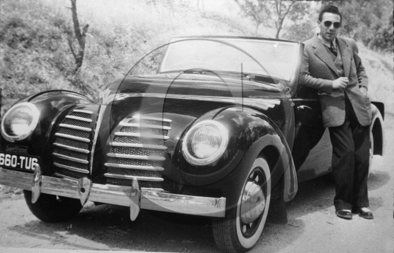 AU 2001  Rosengart d'aprés photo.jpg