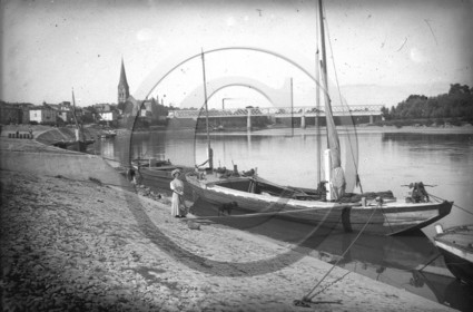 vi  1367 dans série la  réole  gabarre gros plan.jpg