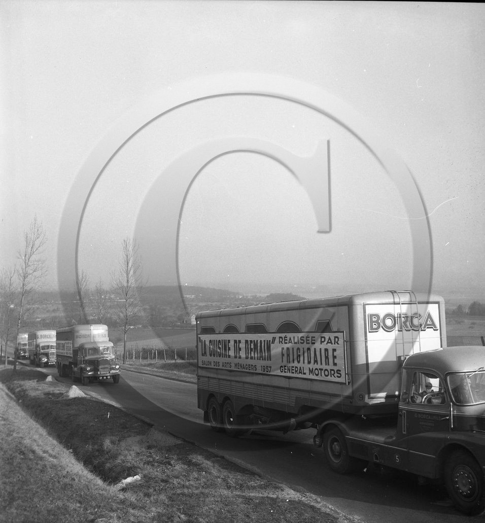 AUU 46 camion Bernard transports Borca.jpg