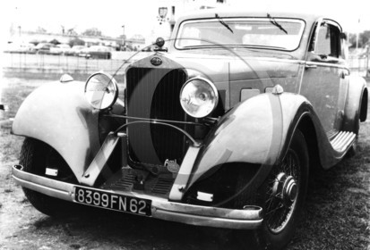 AU 618 Delage  Montllhéry  année 1970 .jpg