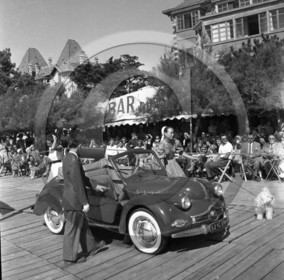 CE 165 panhard concours elegance Le Moulleau années 50  .jpg