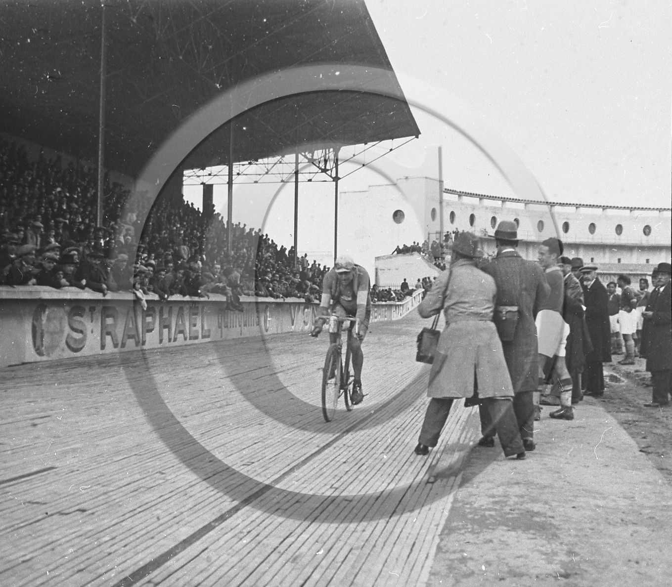 mov 144 course Alger .jpg