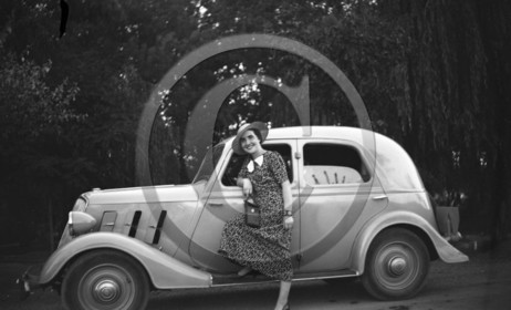 AU 3879 Renault .jpg