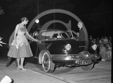 concours elegance apres guerre