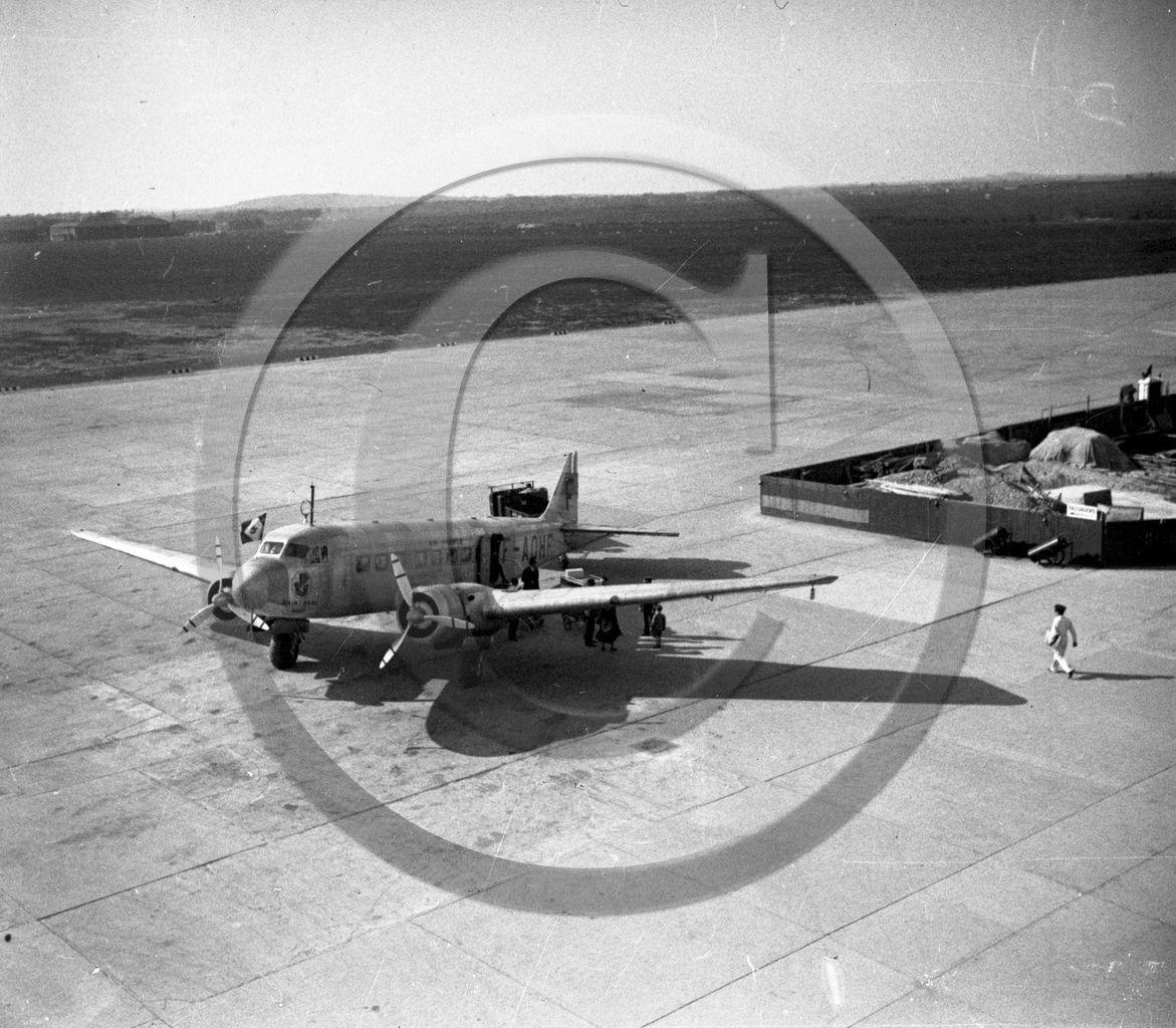 avi 125 Bloch MB 220 Air France Saintonge  .jpg