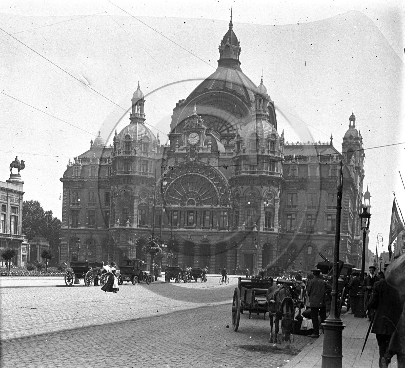 Anvers la gare  belgique.jpg