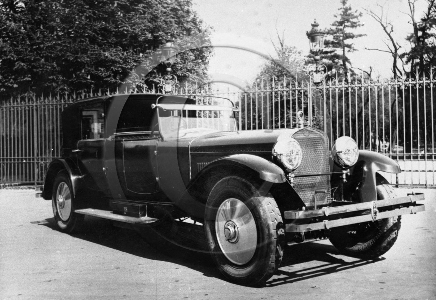 AU 1501 Delage carrosserie Gallé .jpg
