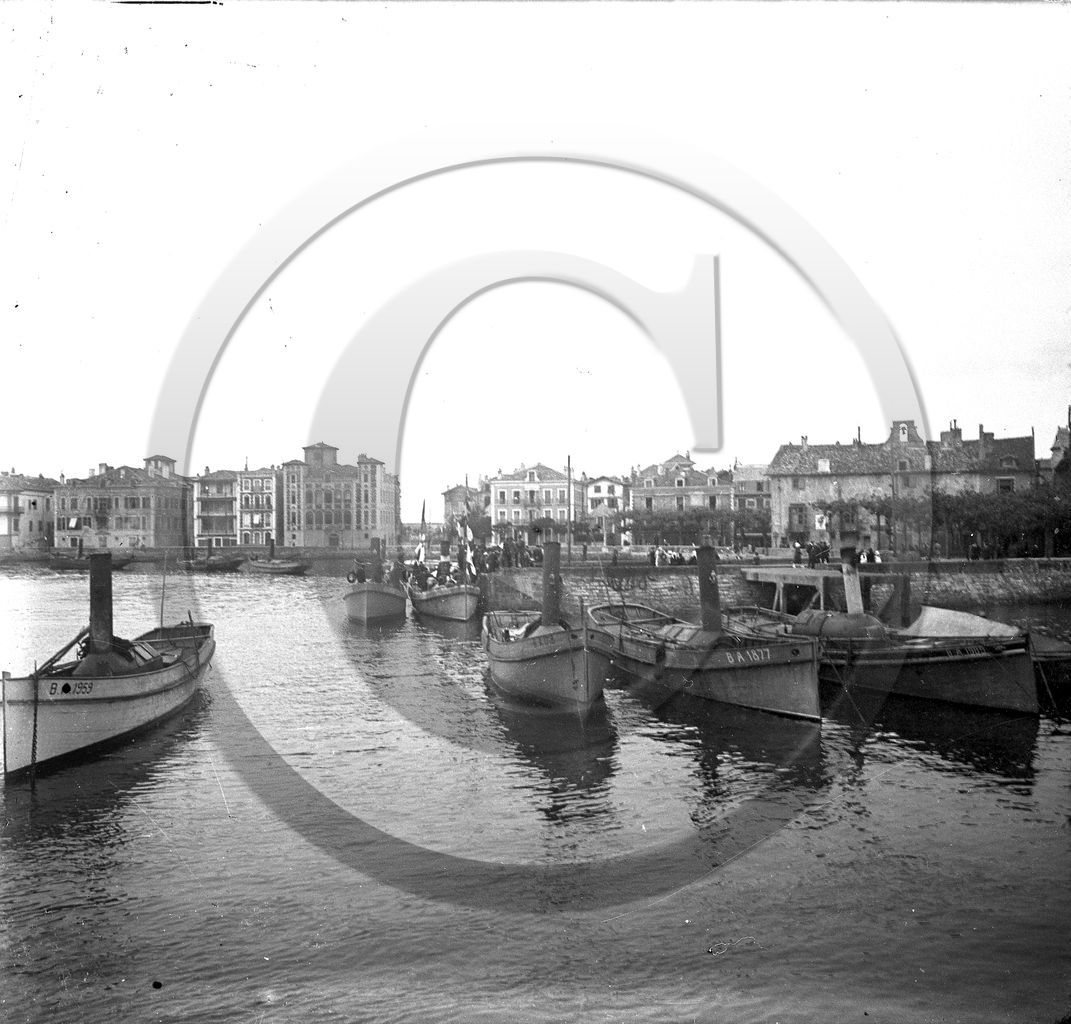 vi  1982 Bayonne port maison de l infante dpt 64  .jpg