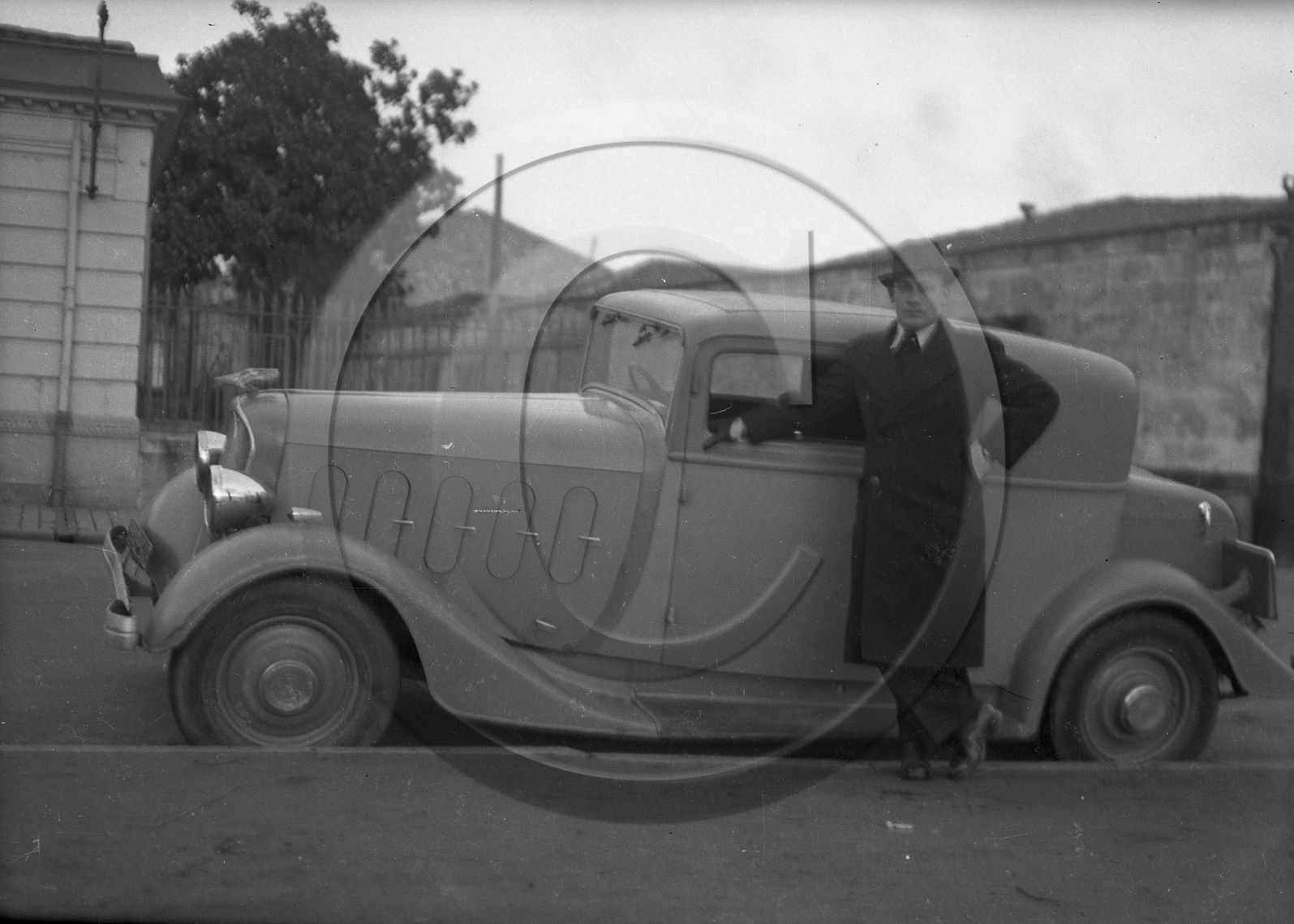 au 3904   chenard walker.jpg