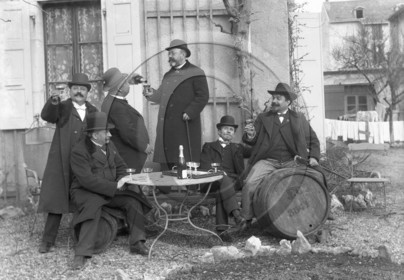 ME 29  degustation de champagne         plaque 13X18 .jpg