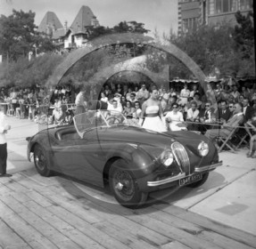 concours elegance apres guerre