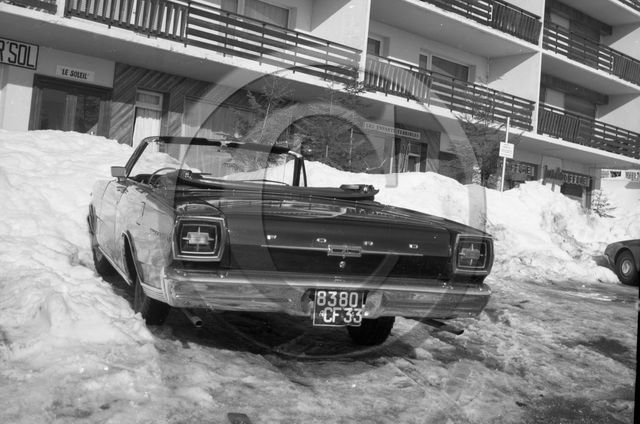 AU 483 Ford galaxie 500 xl cabriolet 1966 .jpg