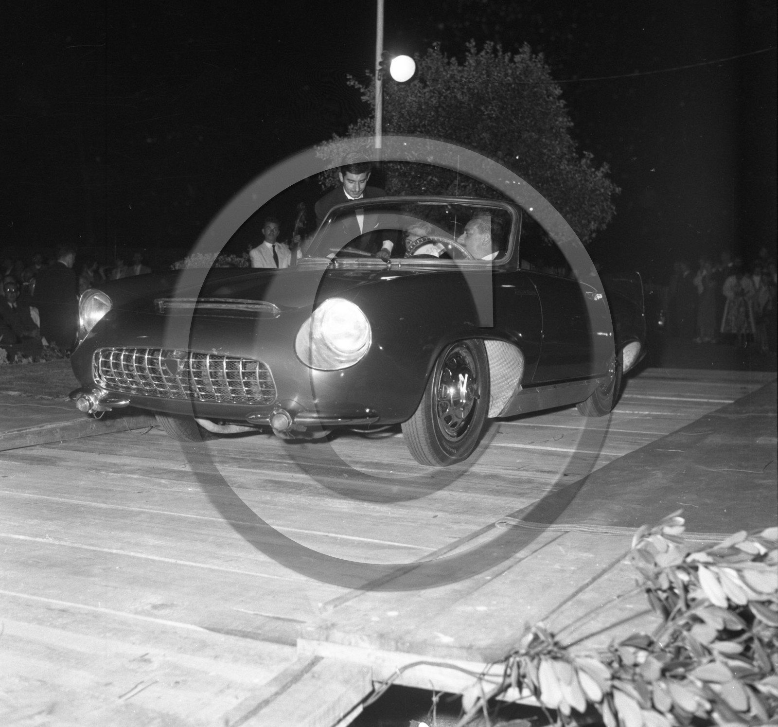 CE 555 panhard carrosserie Vivez Bordeaux  .jpg