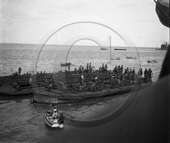 BA 1472 port de Contantinople Turquie   (1).jpg