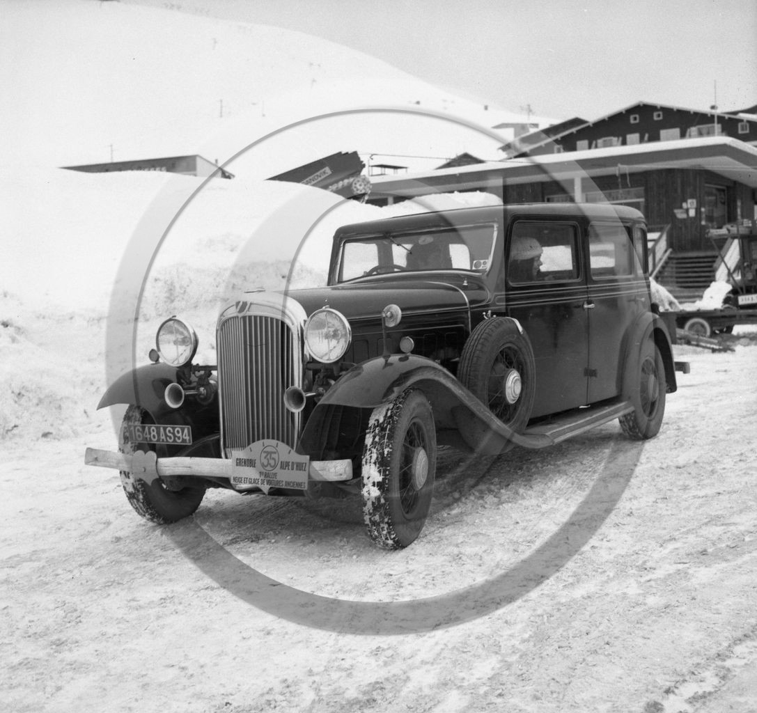 AU 807 Talbot fulgur 1er rallye neige et glace Alpe d'Huez .jpg