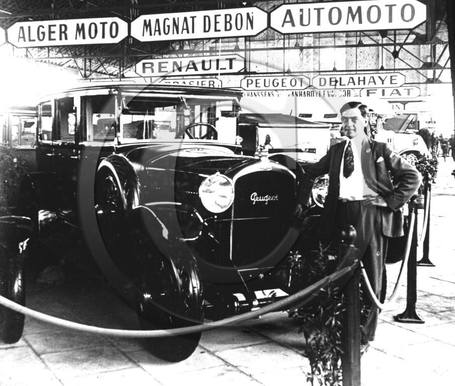 AU 2246 Peugeot  Salon de Boufarik 1927 .jpg