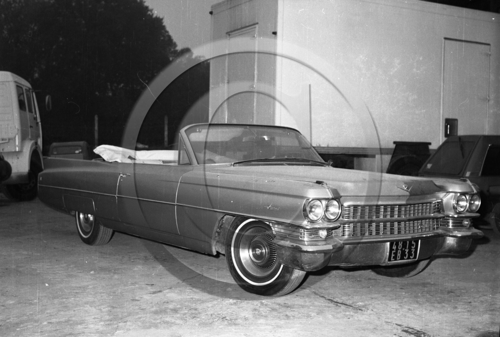 AU 378 Cadillac Fleetwood cabriolet 1963 .jpg