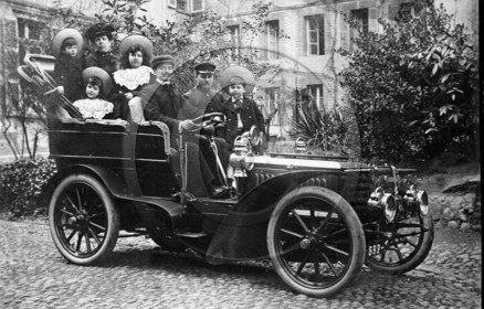 AU 2564 panhard  .jpg