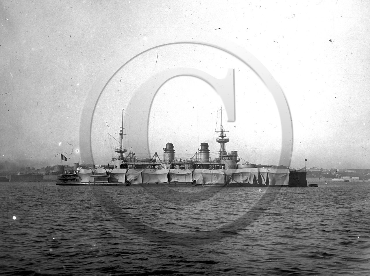 BA 1604 navire de guerre  .jpg