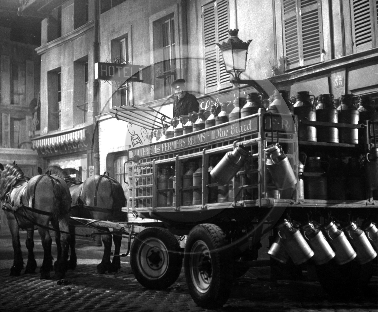 H 20 - Dargence film dédé d'Anvers.jpg