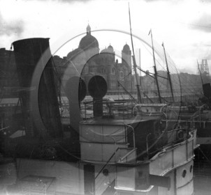 BA 514 Marseille bassin de la Joliette au fond l eglise de la Gde Majore  dpt 13.jpg