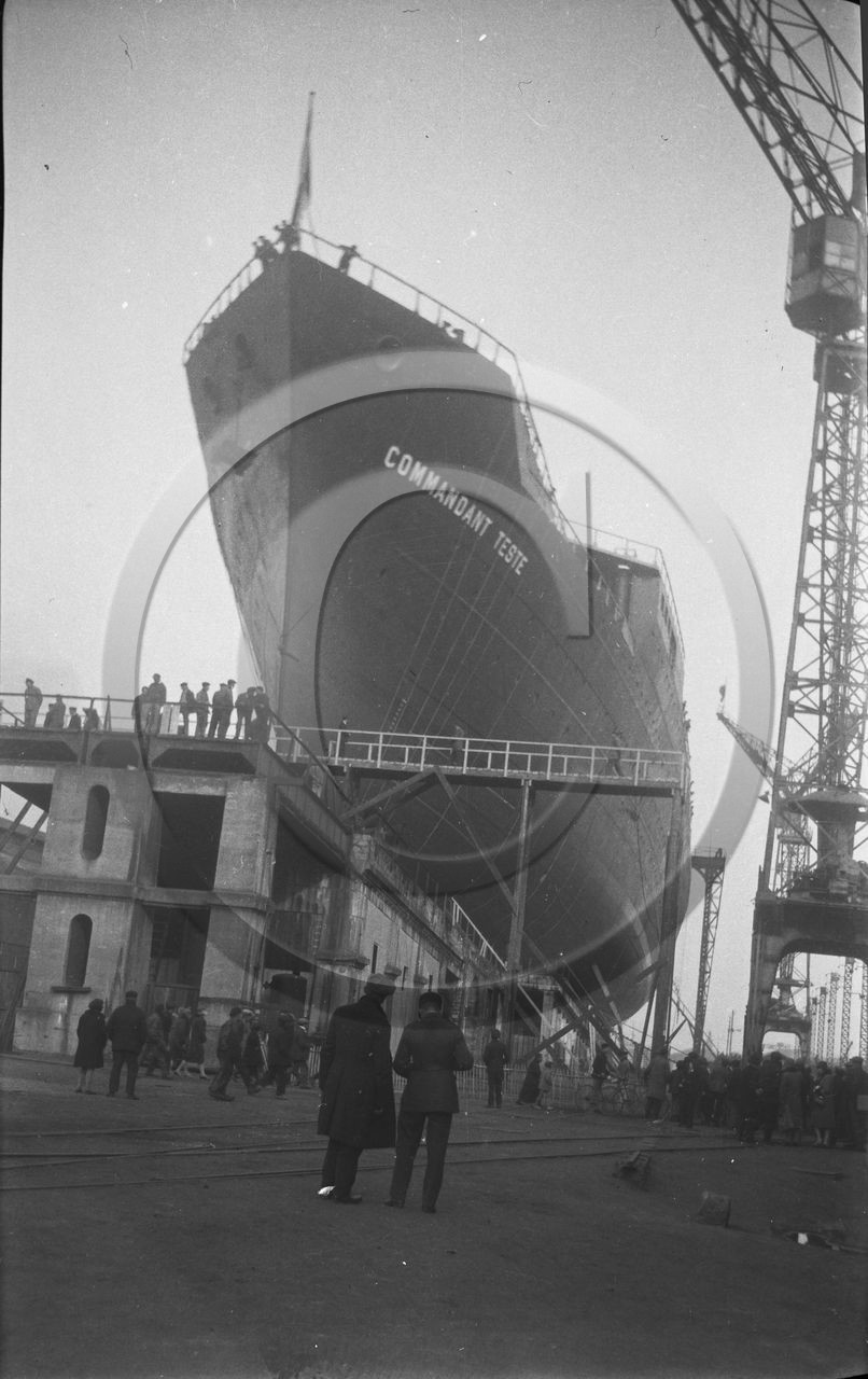 vi  1509 navire de guerre  lancement du Ct Teste.jpg