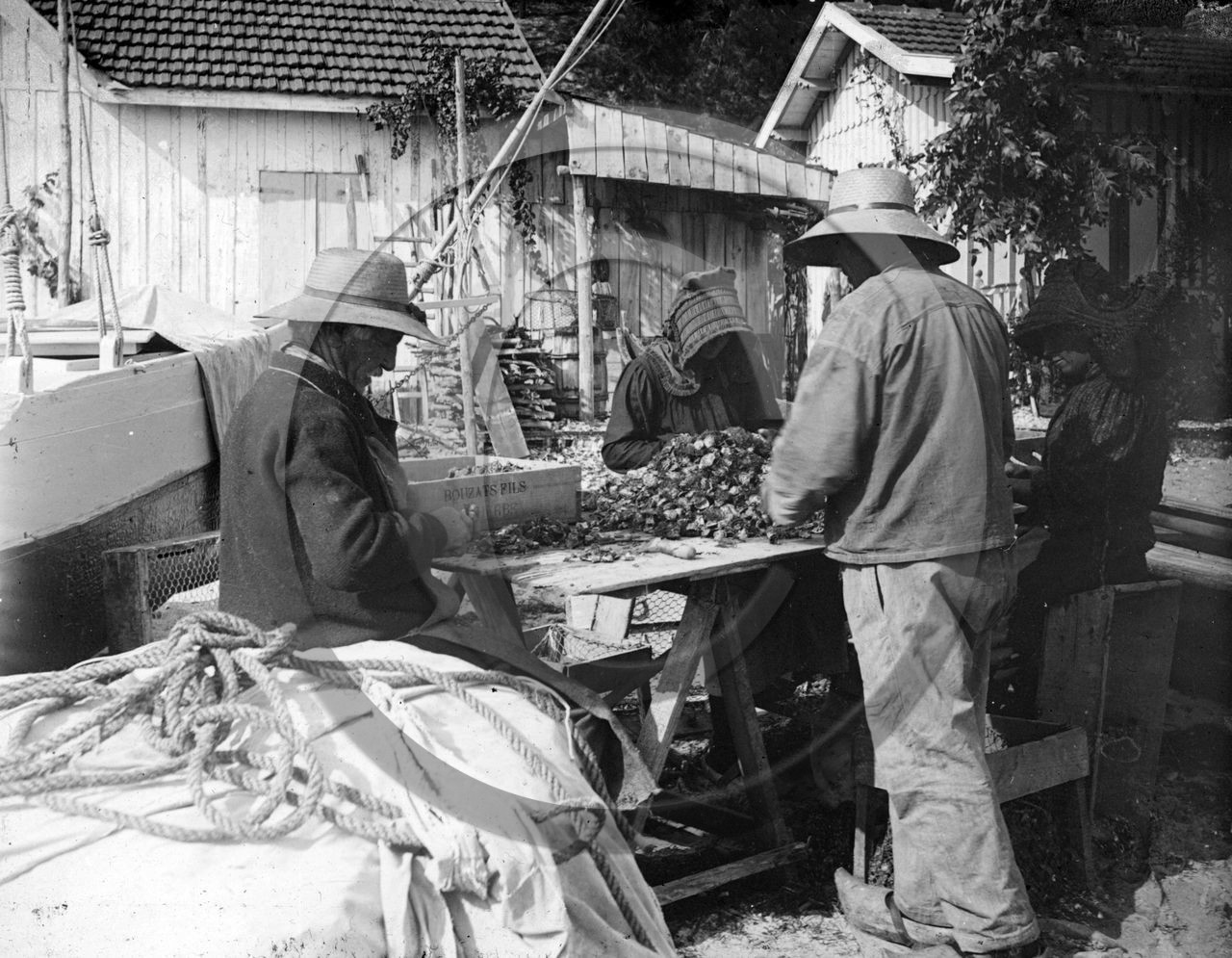 arc 4139  Bouzat fils l'Herbe  .jpg