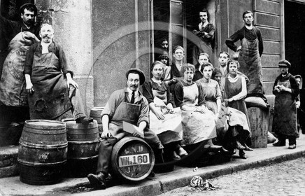 ME 3 groupe -tonneaux    .jpg